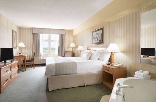 Rama Hotel | Days Inn by Wyndham Orillia