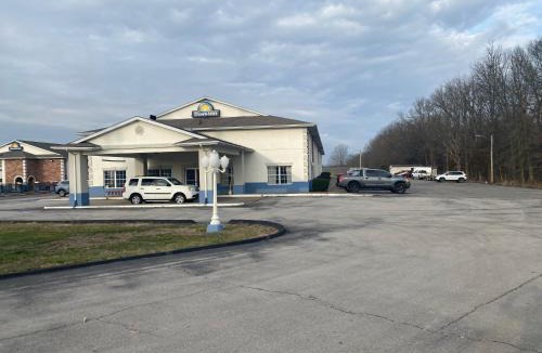Perryville Hotel | Days Inn by Wyndham Perryville MO