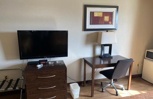 Perryville Hotel | Days Inn by Wyndham Perryville MO