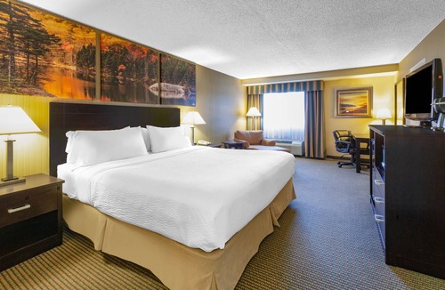 Plattsburgh Hotel | Days Inn by Wyndham Plattsburgh