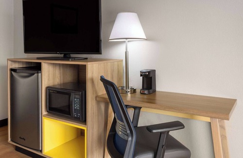 Pottstown Hotel | Days Inn by Wyndham Pottstown