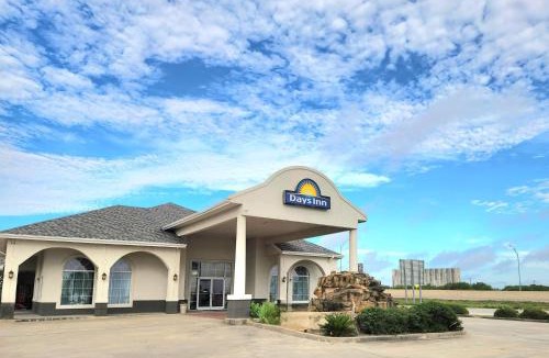 Robstown Hotel | Days Inn by Wyndham Robstown