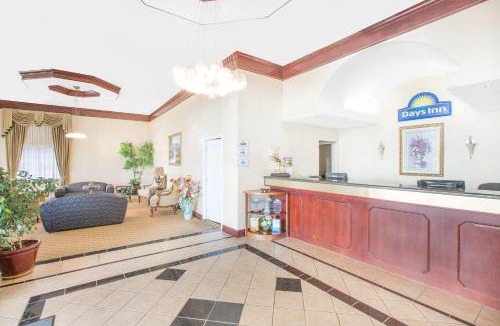 Robstown Hotel | Days Inn by Wyndham Robstown