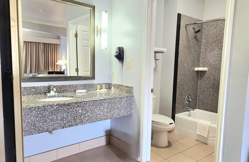Robstown Hotel | Days Inn by Wyndham Robstown