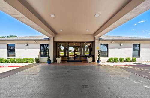 Round Rock Hotel | Days Inn by Wyndham Round Rock