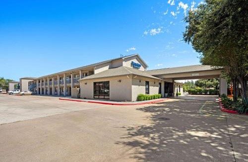 Round Rock Hotel | Days Inn by Wyndham Round Rock