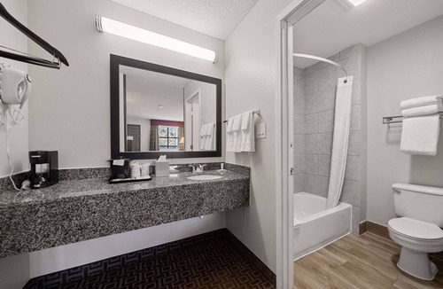 Round Rock Hotel | Days Inn by Wyndham Round Rock
