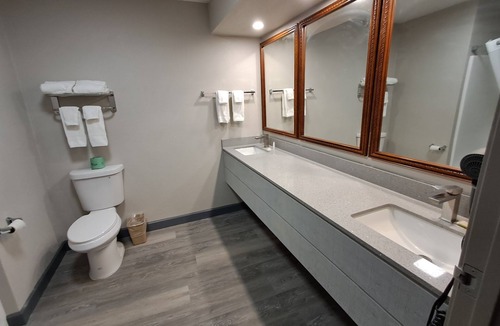 Safford Hotel | Days Inn by Wyndham Safford, AZ