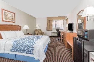 Sidney Hotel | Days Inn by Wyndham Sidney NE