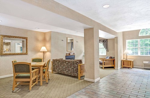 Sturbridge Hotel | Days Inn by Wyndham Sturbridge
