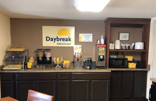 Tappahannock Hotel | Days Inn by Wyndham Tappahannock