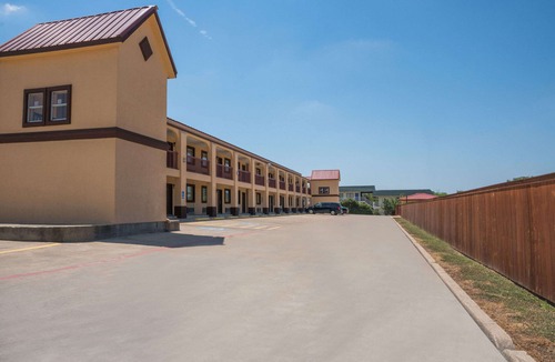 Temple Hotel | Days Inn by Wyndham Temple