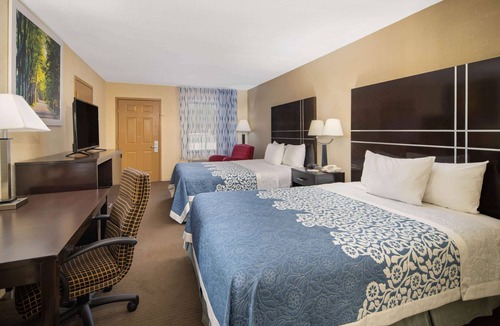 Thomaston Hotel | Days Inn by Wyndham Thomaston