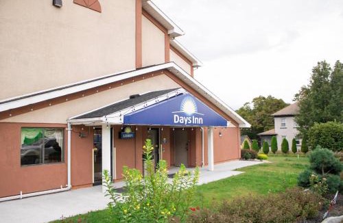 Torrington Hotel | Days Inn by Wyndham Torrington