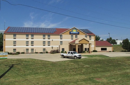 Jefferson City Hotel | Days Inn by Wyndham Jefferson City