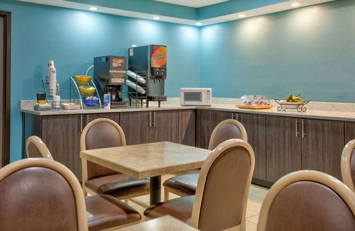 Robinsonville Hotel | Days Inn by Wyndham Tunica Resorts