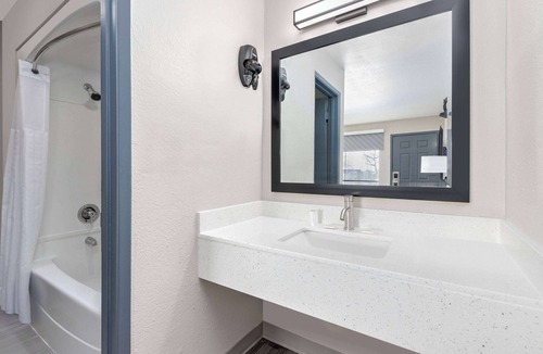 Wichita Falls Hotel | Days Inn by Wyndham Wichita Falls