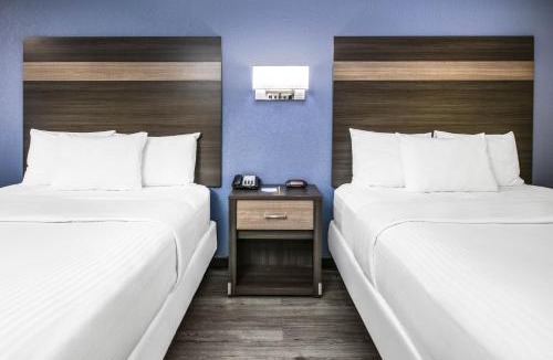 Bellmead Hotel | Days Inn by Wyndham Waco Near Downtown University