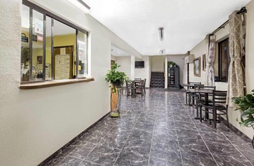 Warrensburg Hotel | Days Inn by Wyndham Warrensburg