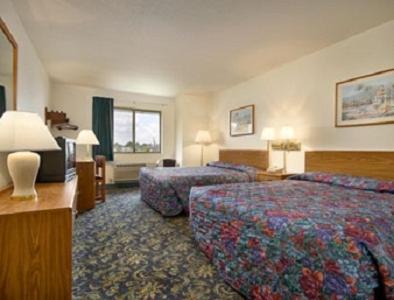 Warsaw Hotel | Days Inn by Wyndham Warsaw