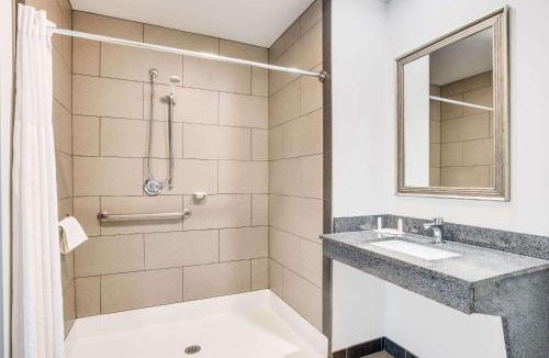 Evans Mills Hotel | Days Inn by Wyndham Watertown Fort Drum