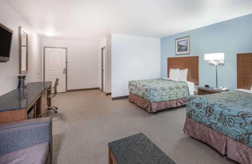 Evans Mills Hotel | Days Inn by Wyndham Watertown Fort Drum
