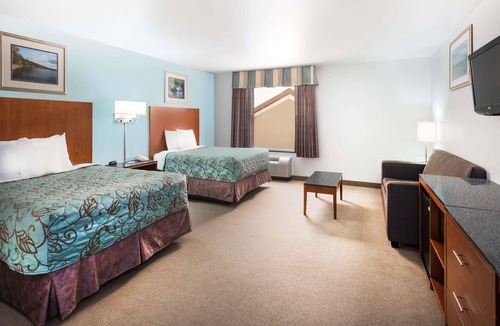 Evans Mills Hotel | Days Inn by Wyndham Watertown Fort Drum