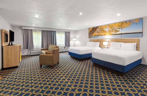 Wauseon Hotel | Days Inn by Wyndham Wauseon