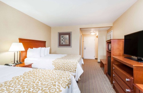 Windsor Locks Hotel | Days Inn by Wyndham Windsor Locks/Bradley Intl Airport