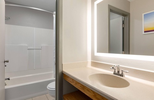 Worland Hotel | Days Inn by Wyndham Worland