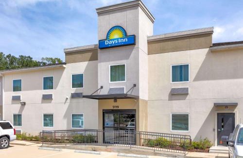 Zachary Hotel | Days Inn by Wyndham Zachary LA
