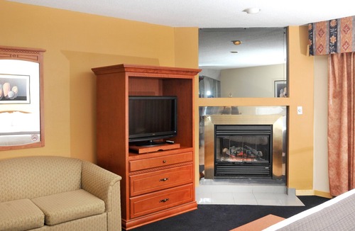 Blainville Hotel | Days Inn & Conference Centre by Wyndham Blainville