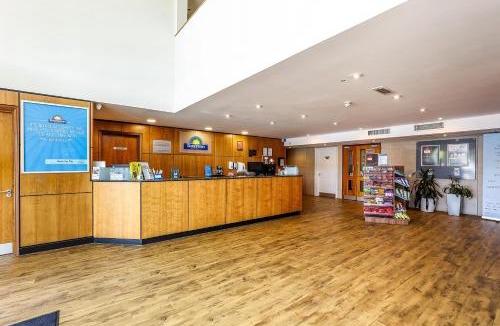 Peterborough Hotel | Days Inn Peterborough
