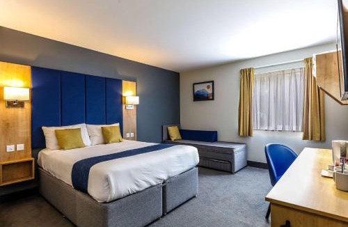 Peterborough Hotel | Days Inn Peterborough