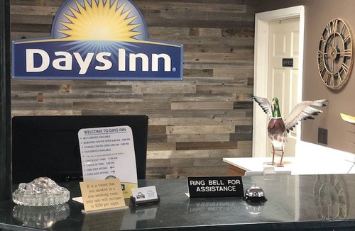 Stuttgart Hotel | Days Inn & Suites by Wyndham Stuttgart