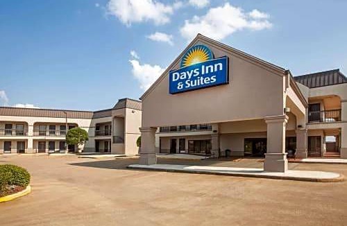 Tyler Hotel | Days Inn & Suites by Wyndham Tyler