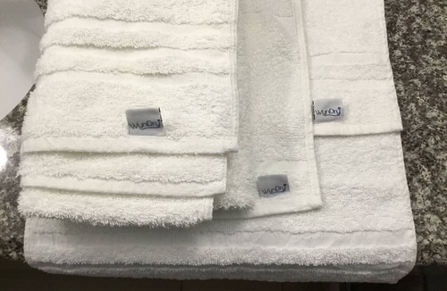 Huntsville Hotel | Days Inn & Suites by Wyndham Huntsville