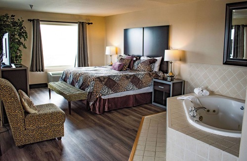 Pocahontas Hotel | Days Inn & Suites by Wyndham Pocahontas