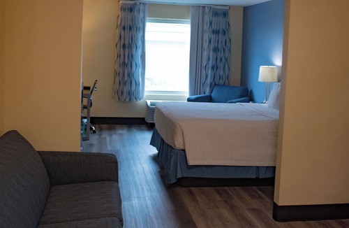 Pocahontas Hotel | Days Inn & Suites by Wyndham Pocahontas