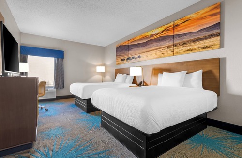 Tougaloo Hotel | Days Inn & Suites by Wyndham Ridgeland