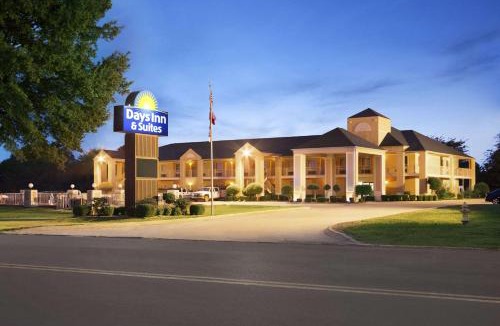 Stuttgart Hotel | Days Inn & Suites by Wyndham Stuttgart