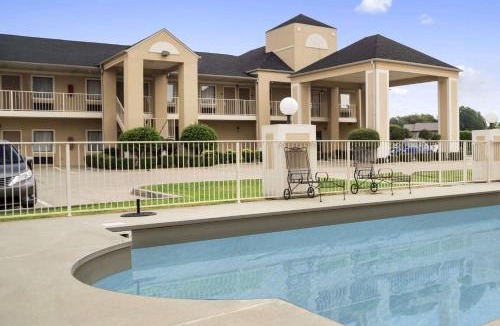 Stuttgart Hotel | Days Inn & Suites by Wyndham Stuttgart