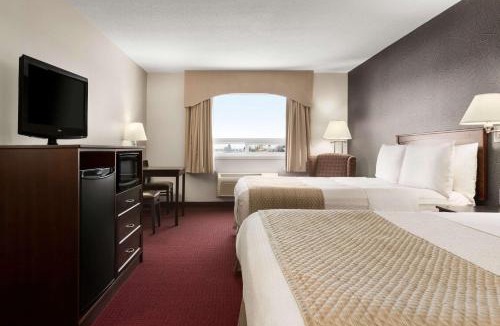 Brandon Hotel | Days Inn & Suites by Wyndham Brandon