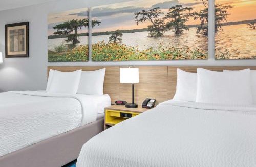 Cabot Hotel | Days Inn & Suites by Wyndham Cabot