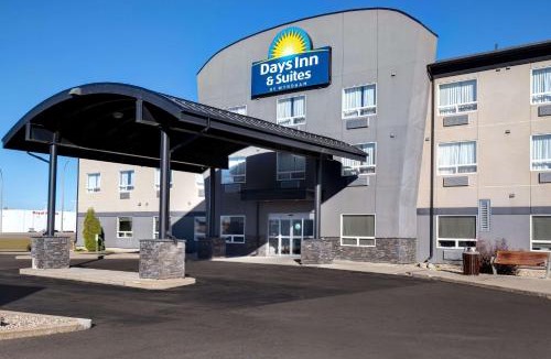 Yorkton Hotel | Days Inn & Suites by Wyndham Yorkton