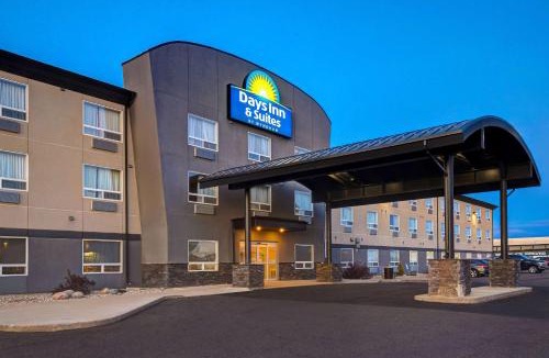 Yorkton Hotel | Days Inn & Suites by Wyndham Yorkton