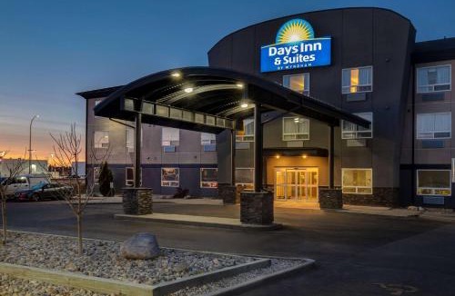 Yorkton Hotel | Days Inn & Suites by Wyndham Yorkton