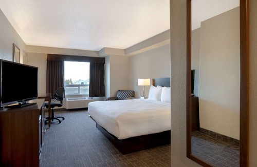 Yorkton Hotel | Days Inn & Suites by Wyndham Yorkton