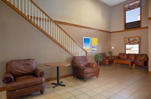 Cuba Hotel | Days Inn & Suites by Wyndham Cuba
