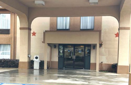 Eunice Hotel | Days Inn & Suites by Wyndham Eunice
